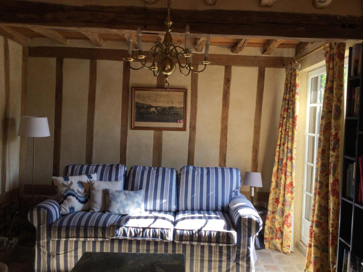 Le Clos-Masure De Beatrice Montreuil-en-Caux Dış mekan fotoğraf